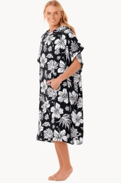 Towel Robes & Ponchos|Towel Robes & Ponchos^Rip Curl Floral Mixed Hooded Towel Black/white