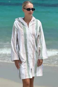 Towel Robes & Ponchos|Towel Robes & Ponchos^Back Beach Co Island Hooded Towelling Robe L/XL Sand