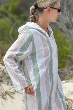 Towel Robes & Ponchos|Towel Robes & Ponchos^Back Beach Co Island Hooded Towelling Robe L/XL Sand