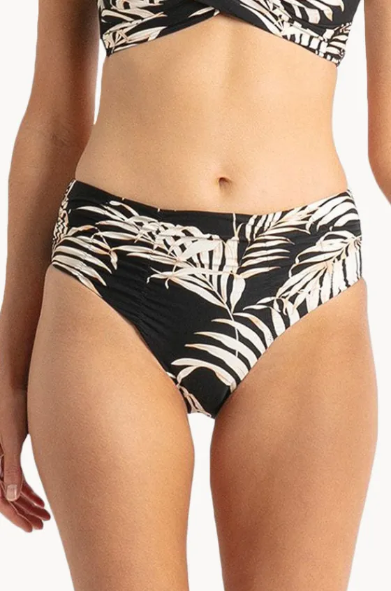 Bottoms^Sunseeker Mae Ruched Mid Rise Pant Black