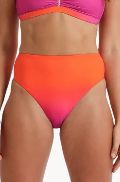 Bottoms^Sunseeker Majestic High Rise Leg Pant Pink