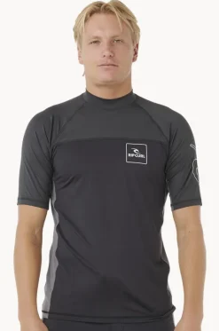 Rashies^Rip Curl Mens Drive Short Sleeve Suntop Black