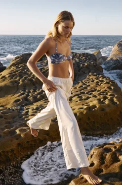 Bikini Tops^Jets Oasis Paisley Bandeau Cream