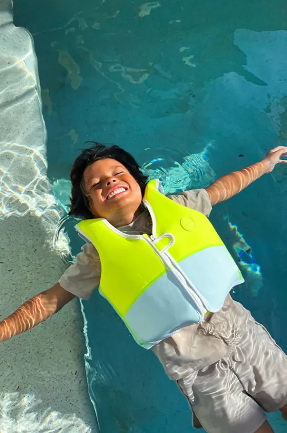 Floaties & Swim Aids|Floaties & Swim Aids^Sunny Life Salty The Shark Swim Vest 3-6 Years Neon
