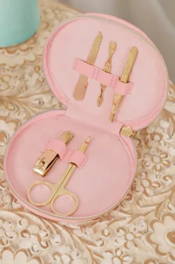 Home & Body^Annabel Trends Scalloped Manicure Set Baby pink