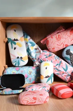 Travel|Gifts^Annabel Trends Trailing Natives Safe Keeper Red/pink